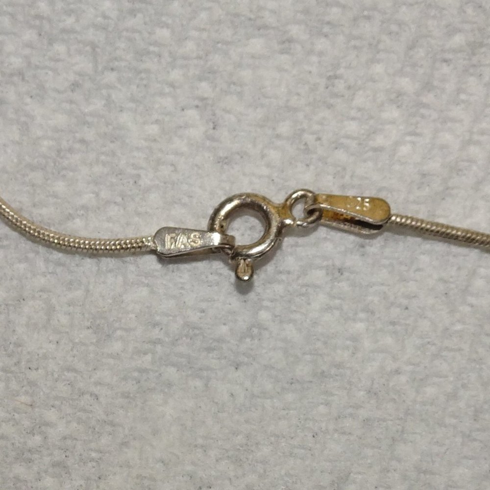 Lord & Taylor 925 Sterling Faux Pearl Necklace - Picture 5 of 6